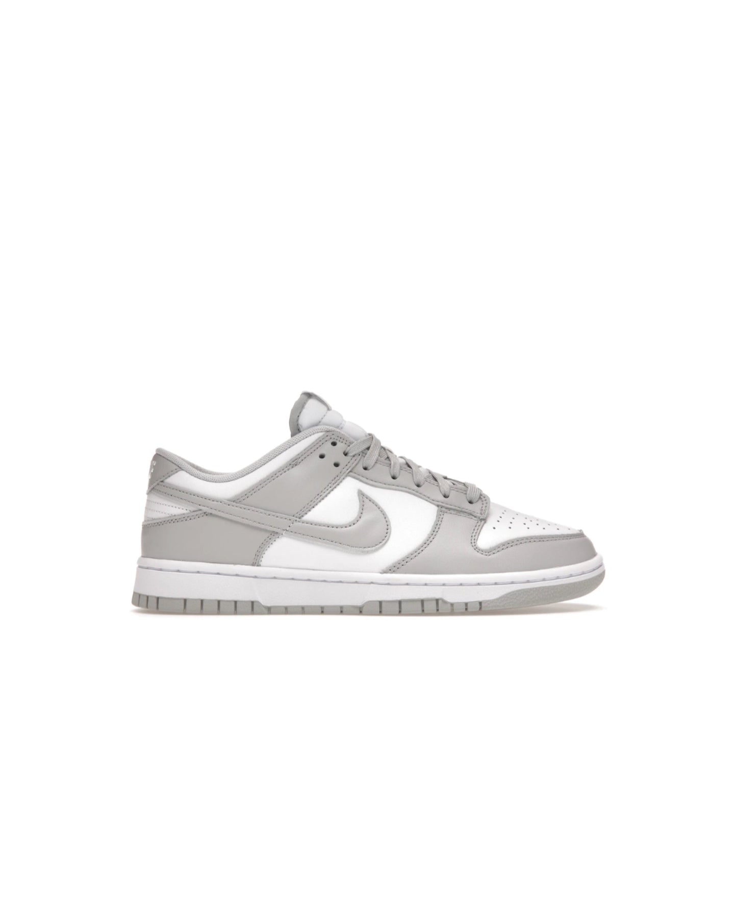 Sb Dunk Low
Grey Fog