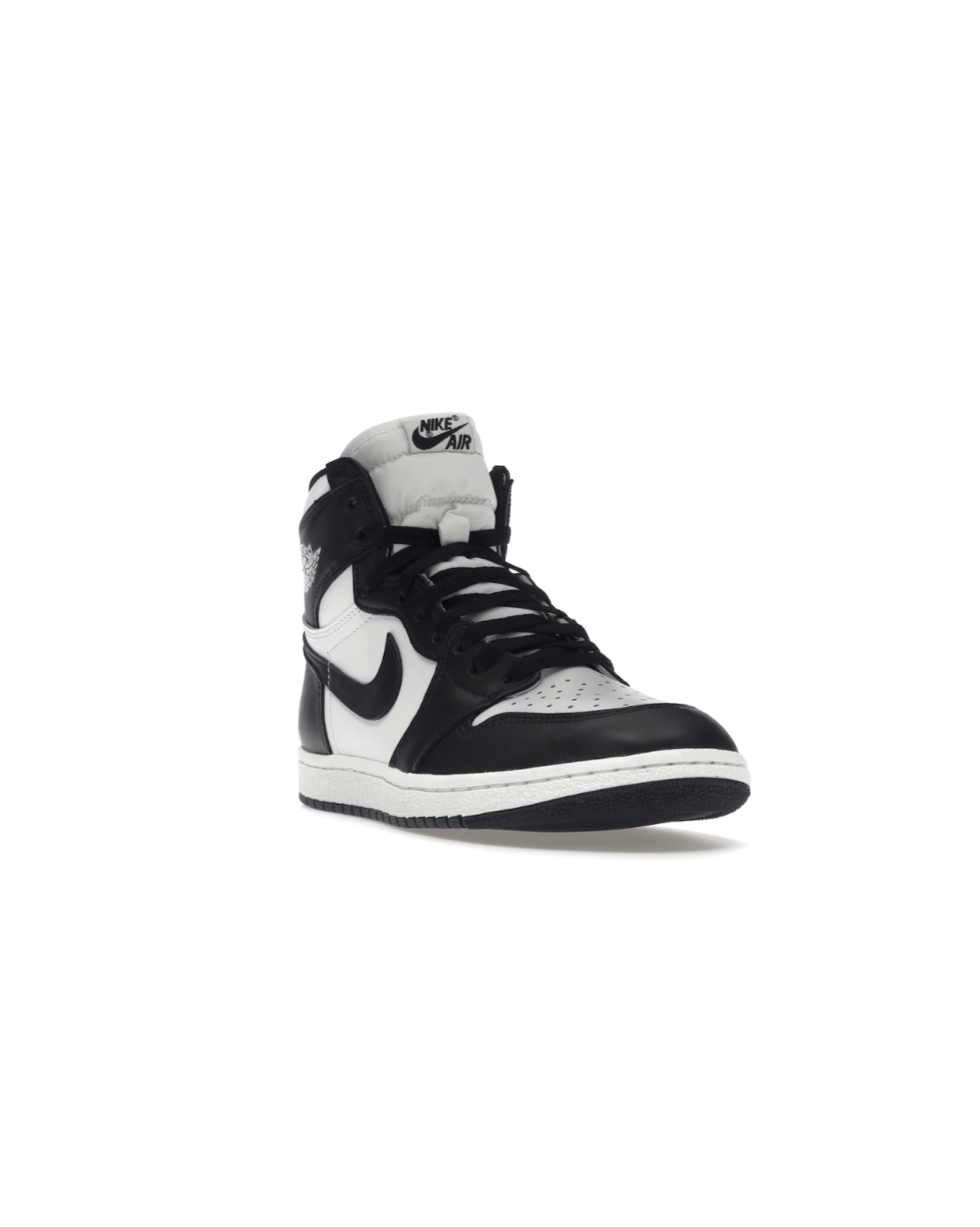 Jordan 1  “Black & White”
